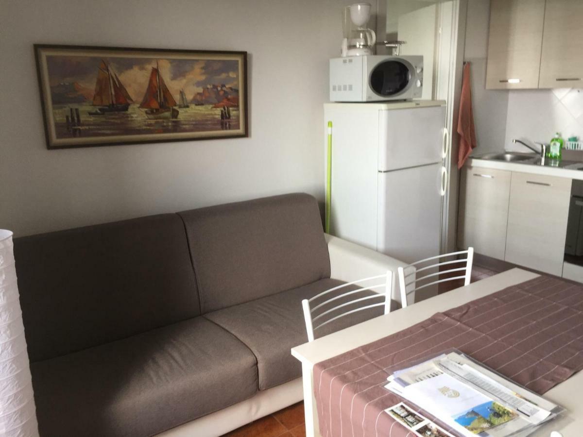 Appartamento Vacanze "Borgo Cinque Terre" Volastra Manarola Экстерьер фото